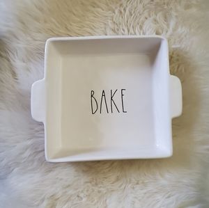 Rae Dunn Bake dish